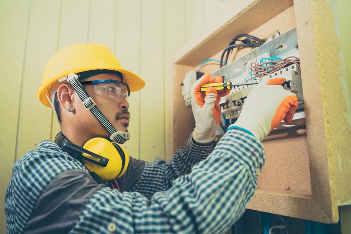 8 Important Electrician Skills You Should Master